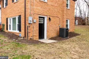 11 Arthur Dr W, Fort Washington, MD 20744 - Photo 2