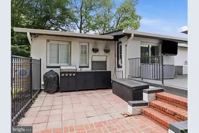6410 Bushey Drive, Temple Hills, MD 20748 - Photo 8