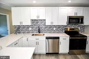 1210 Lindsay Rd, Oxon Hill, MD 20745 - Photo 12
