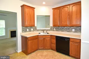 15511 Kennett Square Way, Brandywine, MD 20613 - Photo 12