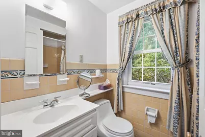 7004 Wake Forest Drive, College Park, MD 20740 - Photo 24