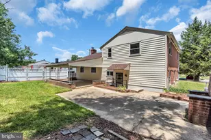 7536 Abbington Dr, Oxon Hill, MD 20745 - Photo 38