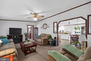 9413 Gumtree Park St, Capitol Heights, MD 20743 - Photo 8