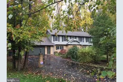 5412 Ridgecroft Drive, Camp Springs, MD 20746 - Photo 2