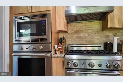 5806 Huntland Road, Temple Hills, MD 20748 - Photo 10