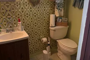 7909 Dellwood Ave, Lanham, MD 20706 - Photo 4