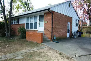8116 Carrollton Pkwy, Hyattsville, MD 20784 - Photo 2