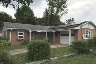 10600 Parrish Ln, Bowie, MD 20721 - Photo 2