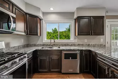 10606 Taunton Court, Beltsville, MD 20705 - Photo 8