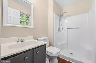 4004 Hobart Ct, Springdale, MD 20774 - Photo 18