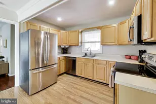 12006 Maddox Ln, Bowie, MD 20715 - Photo 10
