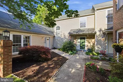 4708 Colonel Ashton Place #424, Upper Marlboro, MD 20772 - Photo 2