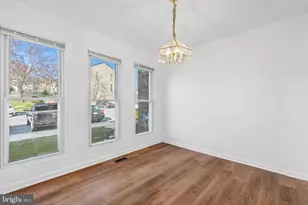 6911 Cipriano Woods Ct, Lanham, MD 20706 - Photo 4