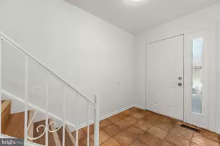 6911 Cipriano Woods Ct, Lanham, MD 20706 - Photo 2