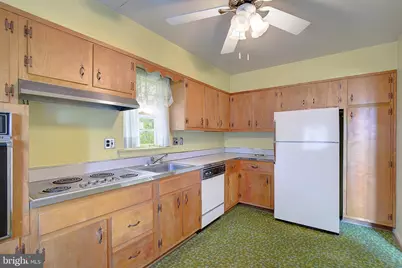 5907 Bedford Lane, Clinton, MD 20735 - Photo 12