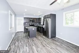 6703 Groveton Dr, Clinton, MD 20735 - Photo 8