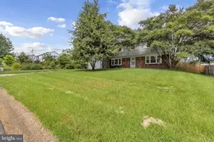 2807 Folsom Ln, Bowie, MD 20715 - Photo 4