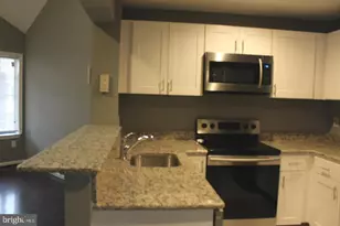 14109 Lauren Ln, Laurel, MD 20707 - Photo 10