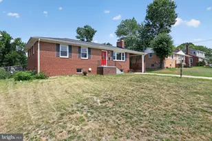 4402 Ridgecrest Dr, Suitland, MD 20746 - Photo 2