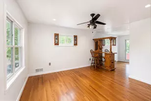 6806 Beacon Pl, Riverdale, MD 20737 - Photo 6