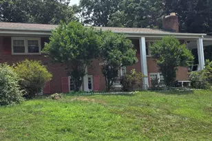 5026 Leland Dr, Oxon Hill, MD 20745 - Photo 1