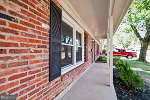 6605 Ian St, Hyattsville, MD 20784 - Photo 4