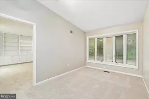 6605 Ian St, Hyattsville, MD 20784 - Photo 22