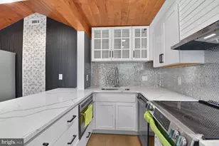 3803 32nd St, Mount Rainier, MD 20712 - Photo 12