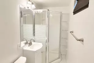 6703 Wilburn Dr, Capitol Heights, MD 20743 - Photo 12