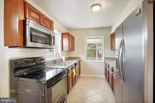 6300 Longfellow St, Riverdale, MD 20737 - Photo 2
