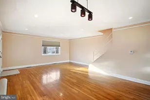 6300 Longfellow St, Riverdale, MD 20737 - Photo 8