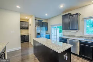 3831 Pentland Hills Dr, Upper Marlboro, MD 20774 - Photo 8