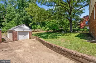 9110 Autoville Dr, College Park, MD 20740 - Photo 38