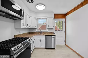 9110 Autoville Dr, College Park, MD 20740 - Photo 12