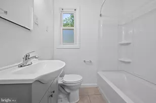 9110 Autoville Dr, College Park, MD 20740 - Photo 16