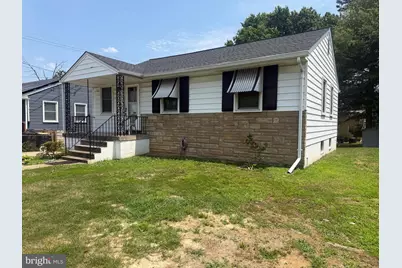 6015 Jamestown Road, Hyattsville, MD 20782 - Photo 2
