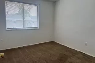 531 Wilson Bridge, Oxon Hill, MD 20745 - Photo 12