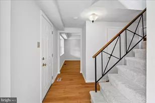12218 Valerie Ln, Laurel, MD 20708 - Photo 8
