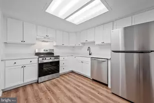 13004 Midsummer Ln, Bowie, MD 20715 - Photo 6