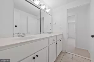 13004 Midsummer Ln, Bowie, MD 20715 - Photo 22