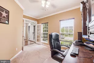 4706 Sir Woodburn Way, Clinton, MD 20735 - Photo 8