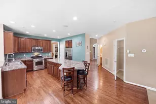 4706 Sir Woodburn Way, Clinton, MD 20735 - Photo 16