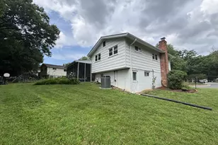 16300 Dahl Rd, Laurel, MD 20707 - Photo 2