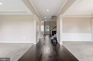 2700 Lake Forest Dr, Upper Marlboro, MD 20774 - Photo 4