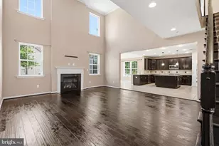 2700 Lake Forest Dr, Upper Marlboro, MD 20774 - Photo 10