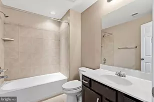 2700 Lake Forest Dr, Upper Marlboro, MD 20774 - Photo 50