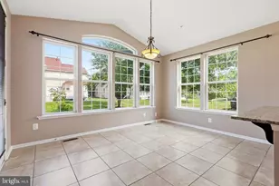 2700 Lake Forest Dr, Upper Marlboro, MD 20774 - Photo 18
