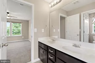 2700 Lake Forest Dr, Upper Marlboro, MD 20774 - Photo 34