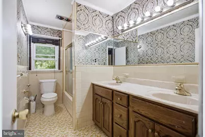 907 Luray Place, Hyattsville, MD 20783 - Photo 14