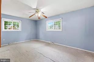 7902 Claudia Dr, Oxon Hill, MD 20745 - Photo 18